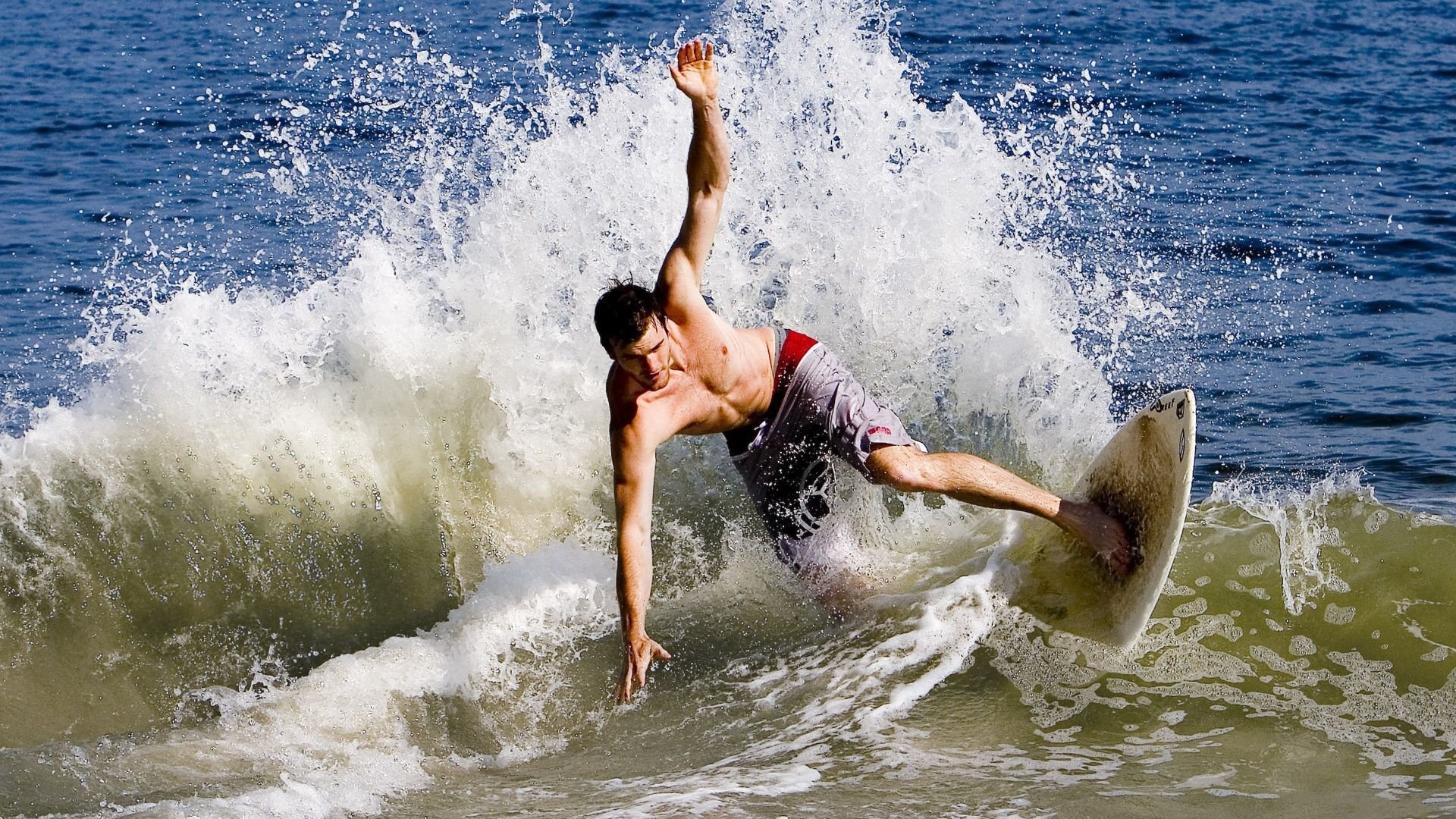 九游VIP-世界杯之夜，布克关键战不手软